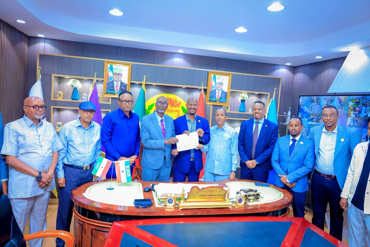 Ministry of Finance & Economic Development. tweet media