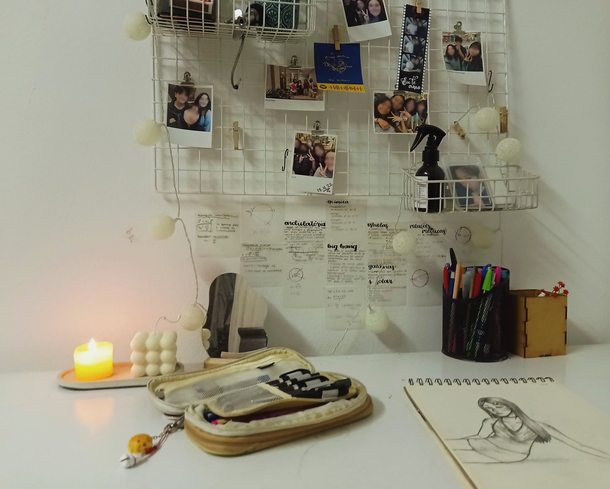 studmiki's tweet image. ◖   meu cantinho de estudos para esse ano  Ꮺ 📝𝄒