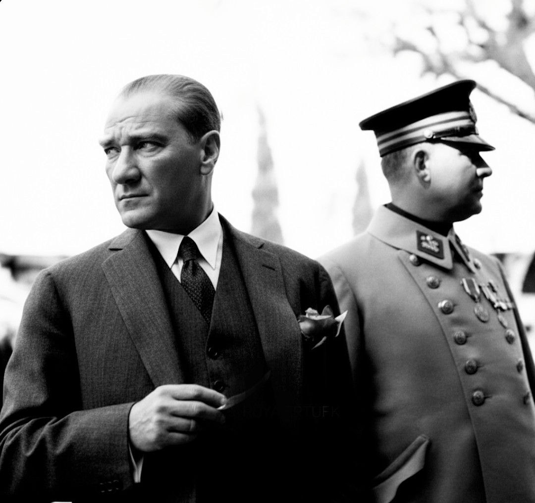 AsiLsiLe tweet media