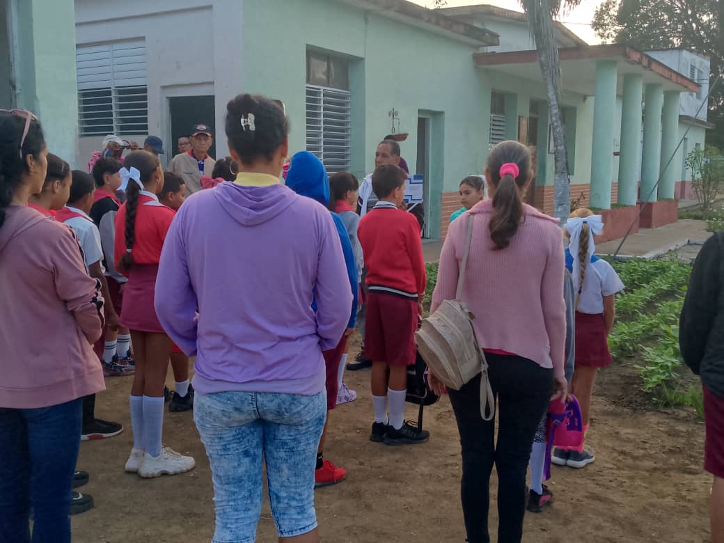 Se desarrolla matutino Especial,en la escuela Centro Mixto Saturnino A Abella, nuestra conversación versa sobre el programa educativo dirigido a la prevención de las drogas.
#CubaMined 
#PorCamagueyTodo 
#EducaciónResponsable
