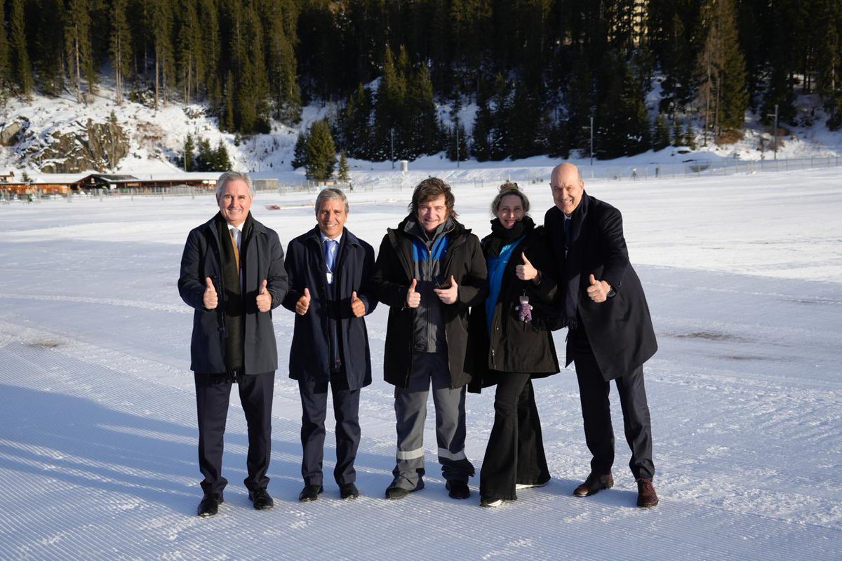 DAVOS: Misión Cumplida.
VLLC!