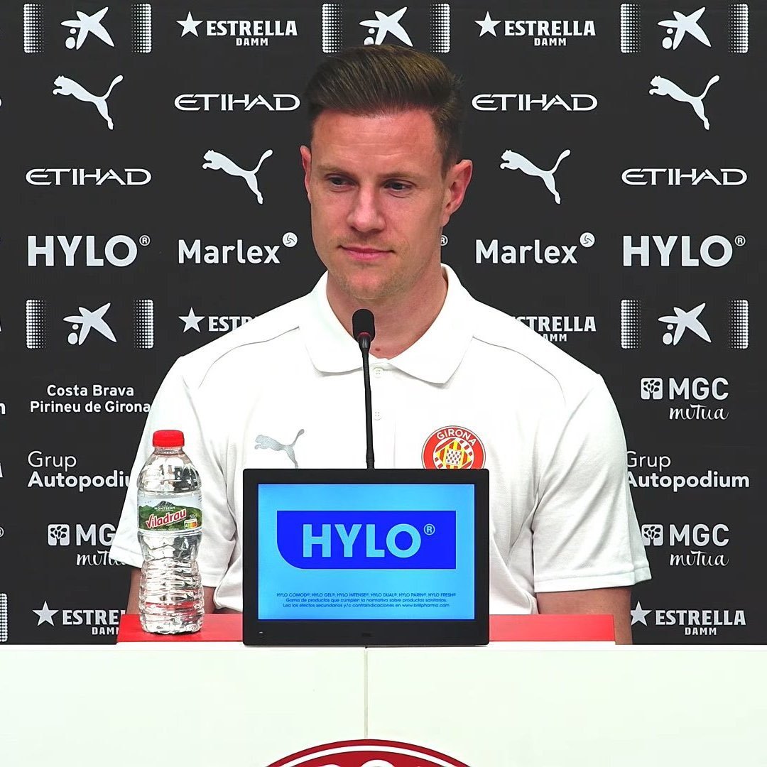 🎙️ Ter Stegen on asking Eric García for advice about Girona

🗣️: "He loved the experience, he always spoke very well of here. When he was talking [about his experience] it wasn't in my plans, I asked him and he said 'they will welcome you very well, they are a family'. Now he is
