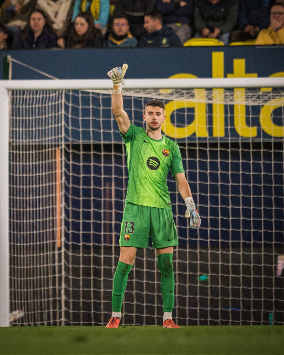 🎙️ Ter Stegen on his relationship with Joan Garcia and wanting continuity

🗣️: "After the injury I wanted to come back as soon as possible. I told the manager [Flick] I was available. They opted for Joan, who is doing a great job. We have a great relationship even if you think