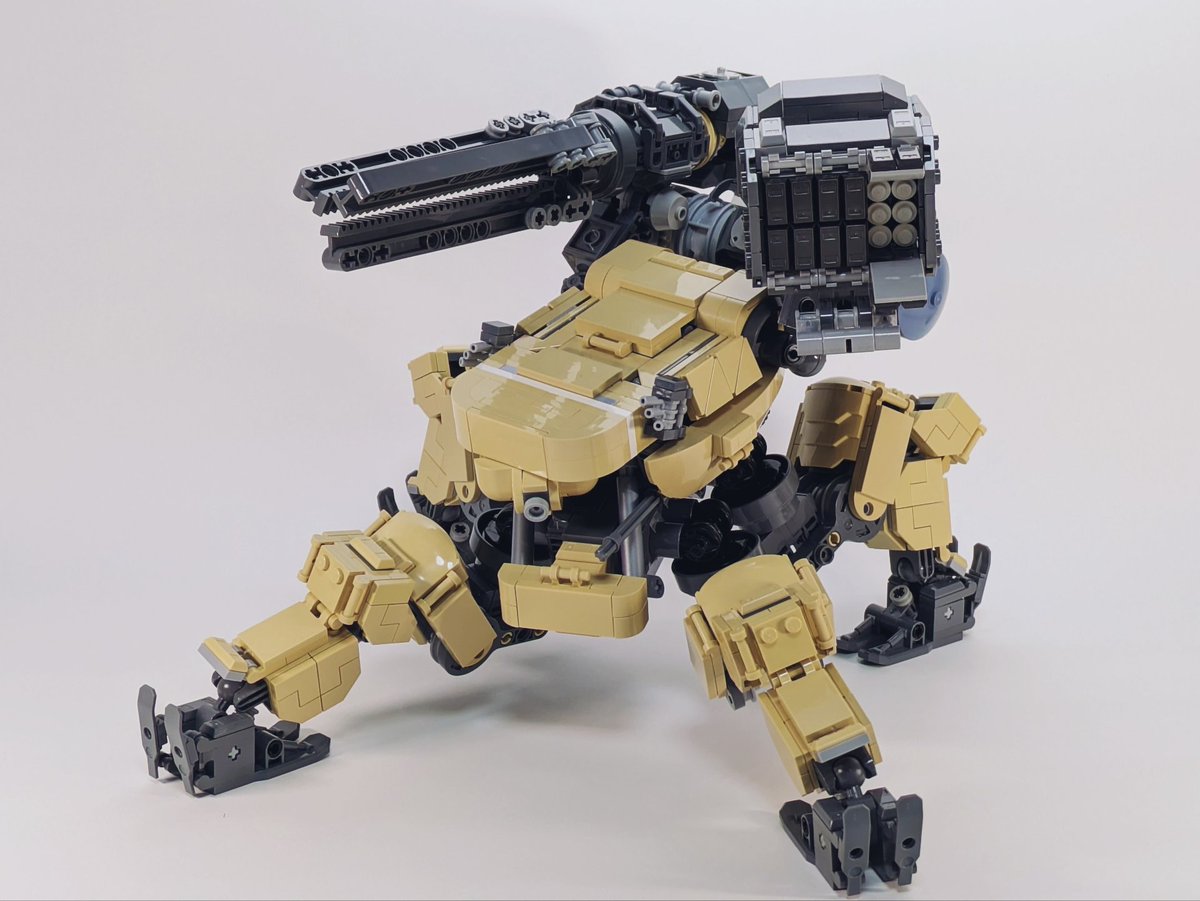 Chikimaru1018's tweet image. #４脚レゴロボコンテスト
参加させて頂きます！
機体名"QUAD HAMMER"
ツリーに続きます。

#LEGO #legomech #レゴ #レゴロボ
