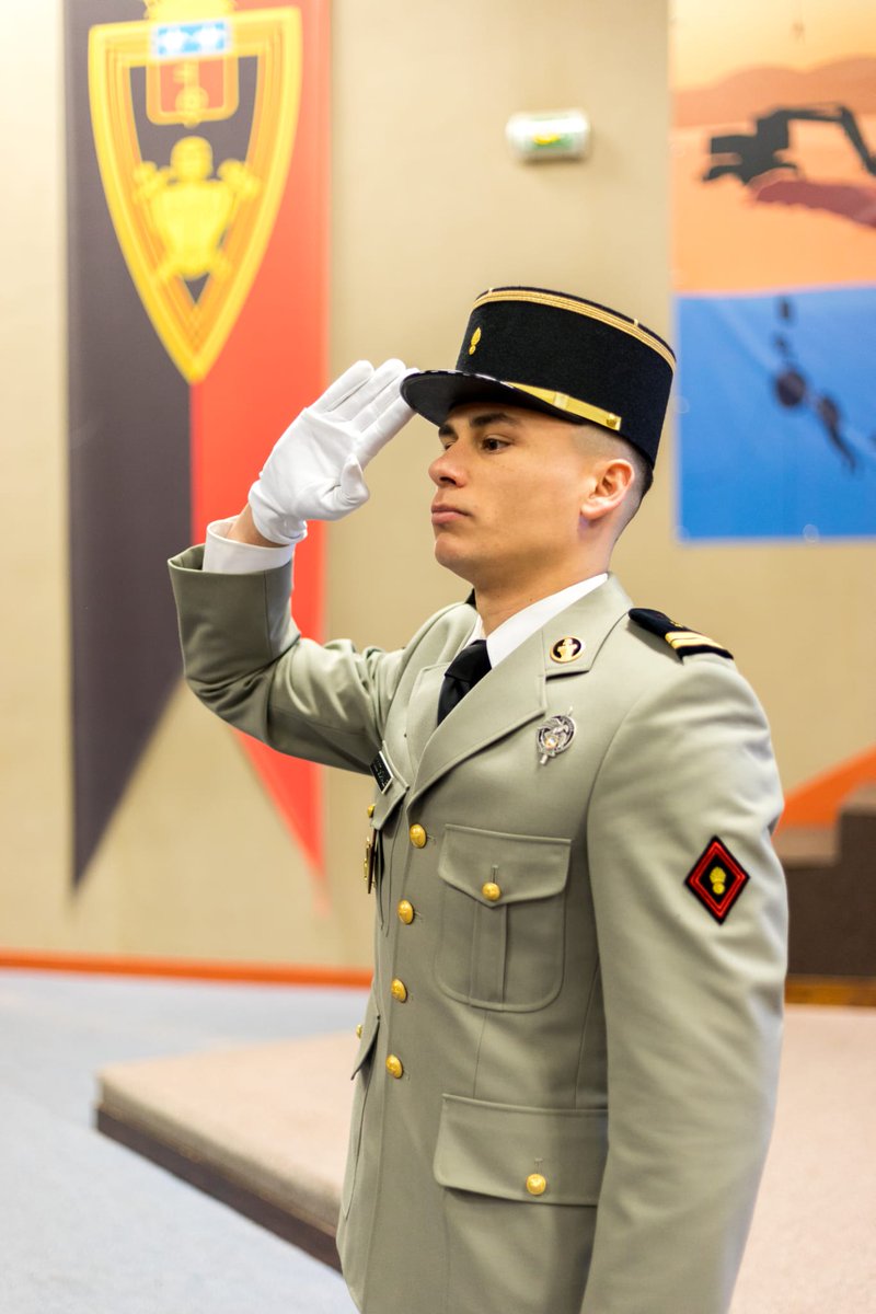 ecolegenie49's tweet image. Choisir son premier régiment, c’est choisir sa voie.

Ce matin, les lieutenants de la Division d’Application ont vécu un moment clé de leur parcours d’officier 🇫🇷

#DA #genie #choix #régiments