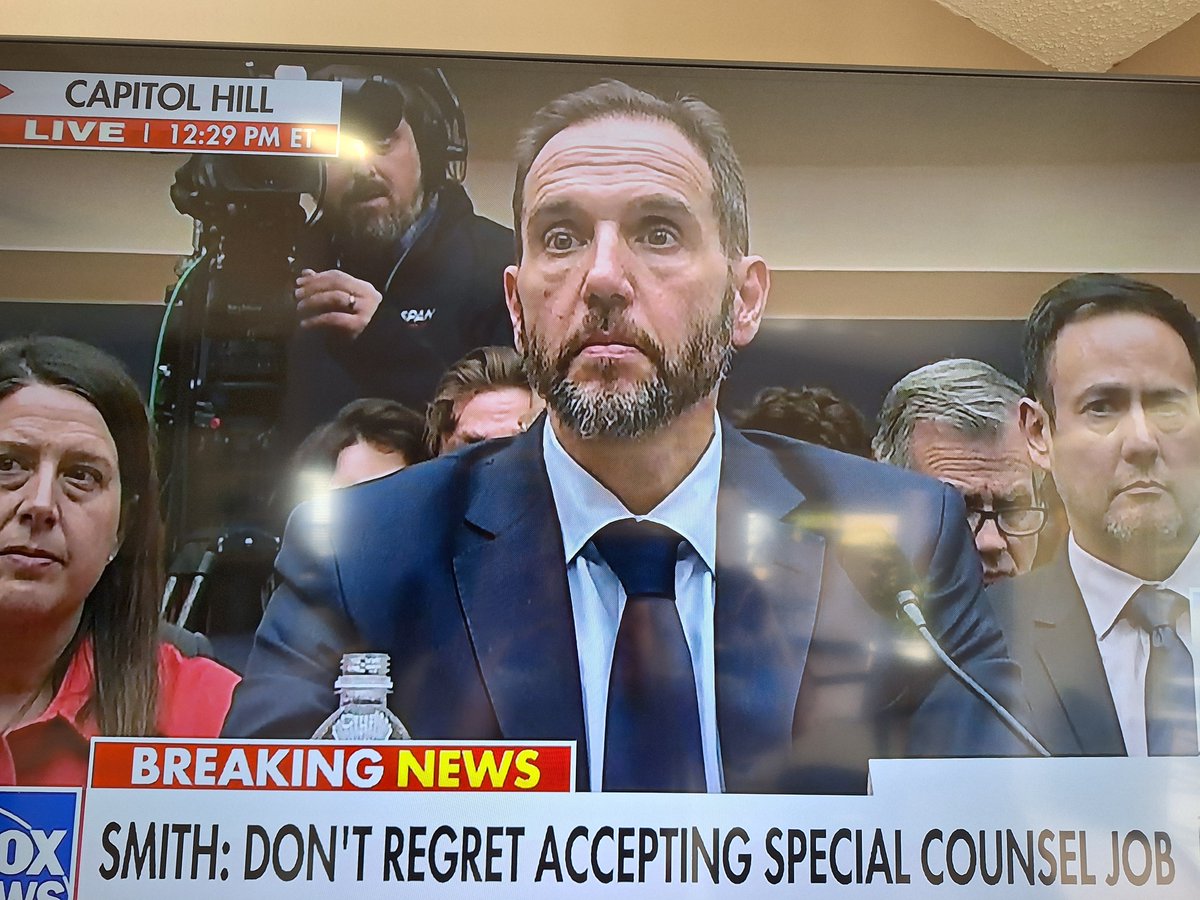 Does everyone remember this Asshole?
He was "shaking in his boots" 2day at his Questioning.
GL #win #redwave #Republicans #Florida #boardof