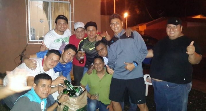 cucha45's tweet image. hace 11 años cumpleaños del Oscar