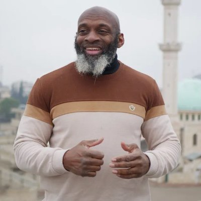 Reminder: Muslim American citizen <a href="/BilalKareem/">Bilal Abdul Kareem</a> has been imprisoned by the Syrian government for a month now.

No information has been provided on why he has been detained.