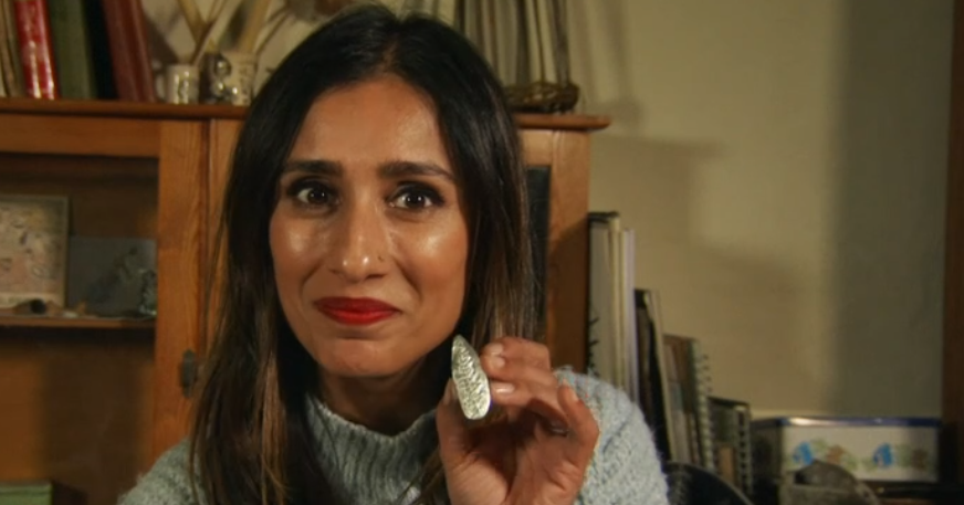 silverpebble's tweet image. If you'd like to learn how to cast nature finds in recycled silver &amp;amp; how this activity alters brain biochemistry to improve mental health I have a full 10 day online course that begins 31st Jan.
I've taught this technique on BBC Countryfile, @V_and_A museum &amp;amp; @CUBotanicGarden.…