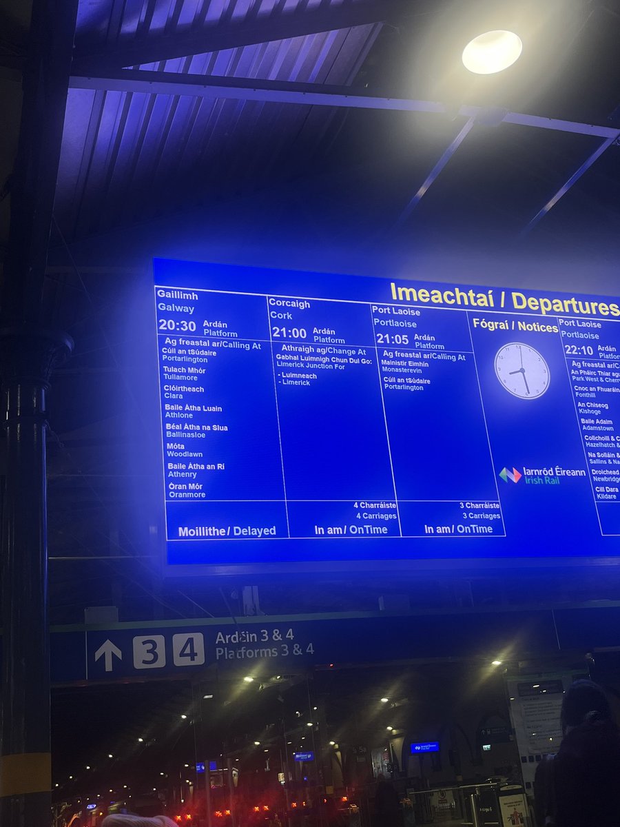 Marklarkin101's tweet photo. @IrishRail Hi, This is the departures board at the Heuston Station now. https://t.co/DcuOcLwkSB