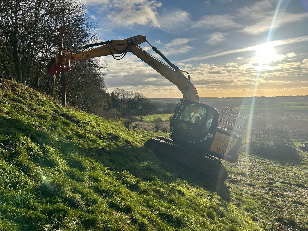 Jason Brown Contracting tweet media