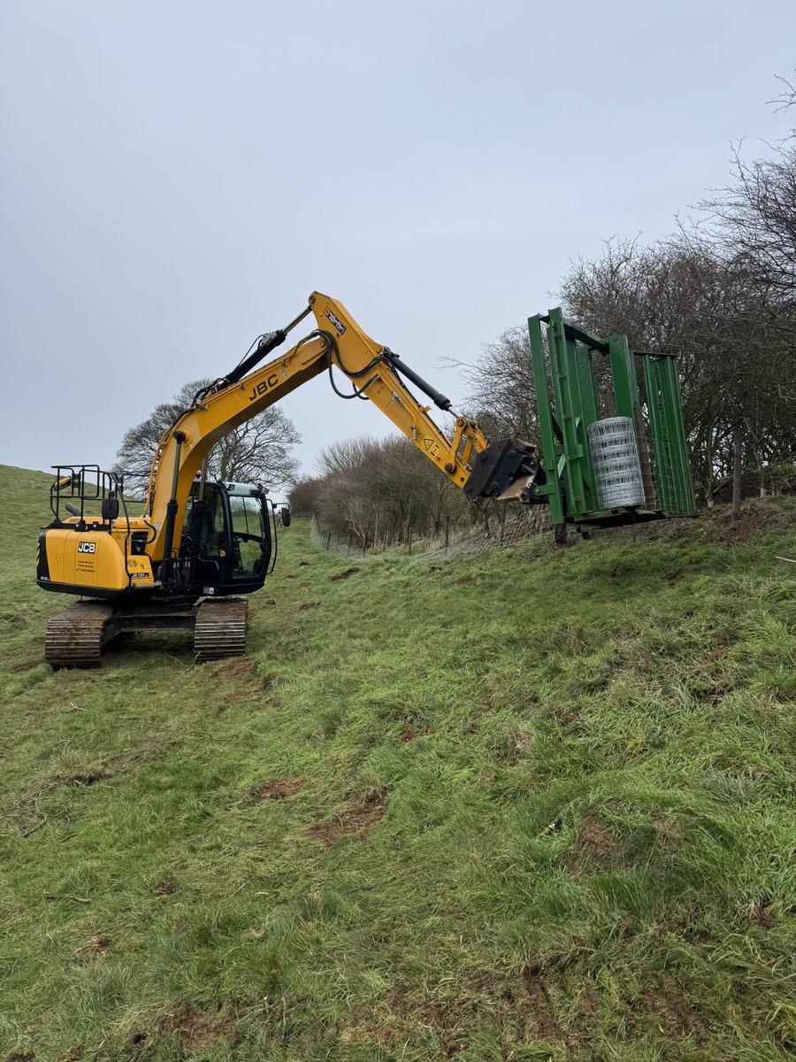 Jason Brown Contracting tweet media