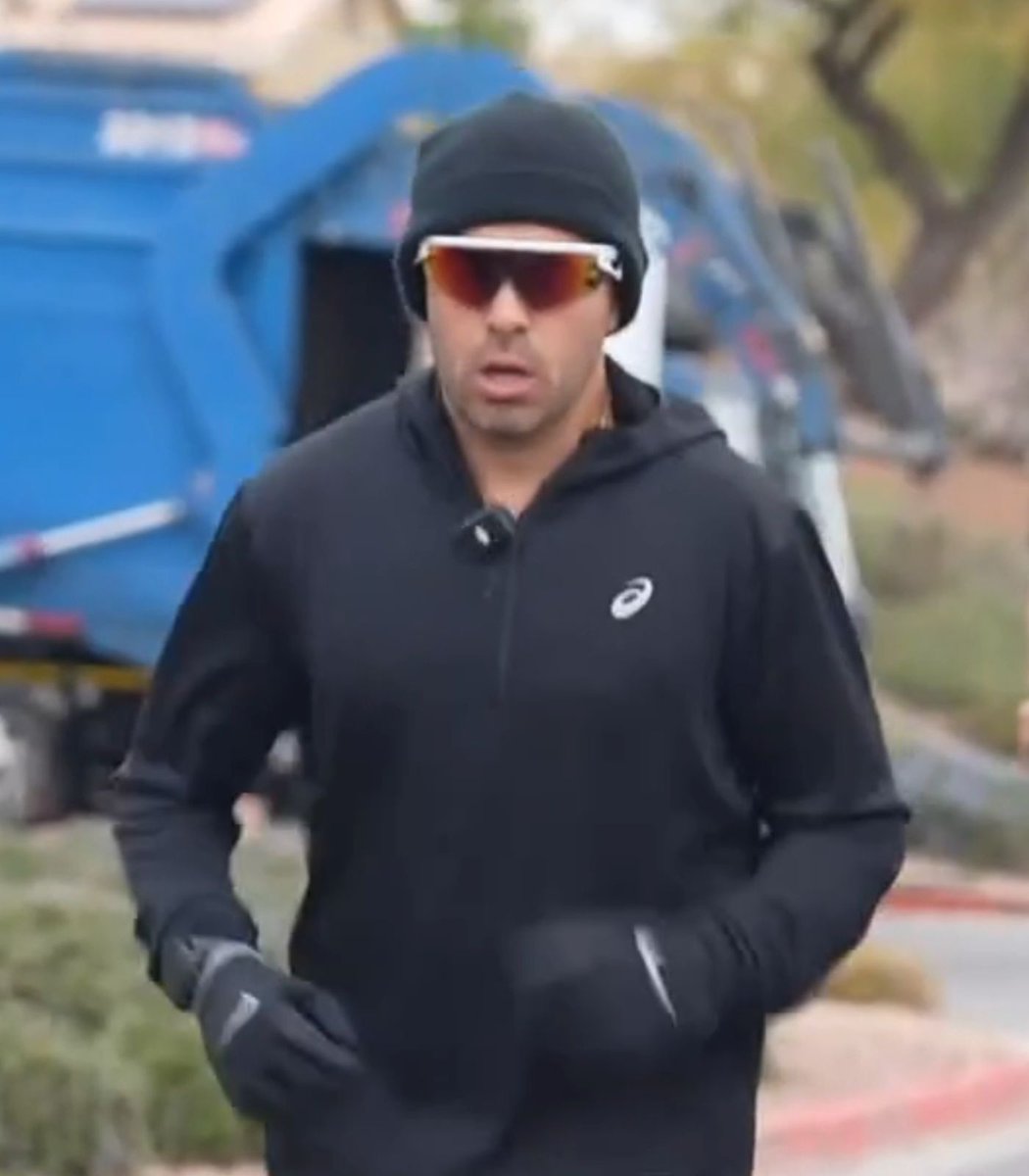 Dexerto's tweet image. YouTuber Kyle Forgeard ran 100 miles from Area 51 to the Las Vegas Strip, raising over $330,000 for cancer research

He ran for 25 hours straight and streamed the entire run on Kick