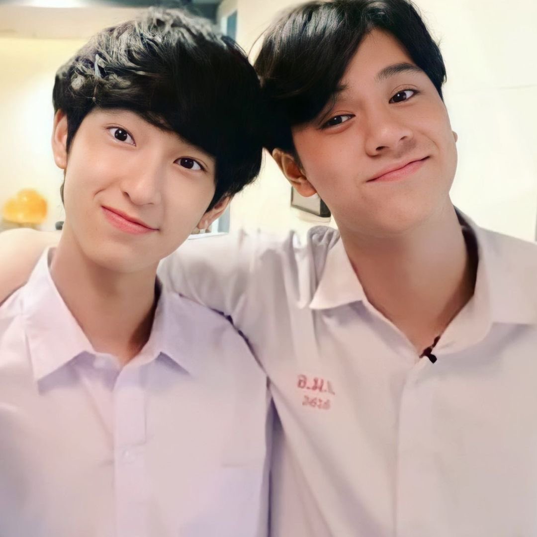 IbanezHanHaNa's tweet image. นนน กับชิม่อนนี่ 
ลองเล่นคู่กันจริงๆสักเรื่องได้ป่ะ…
แไม่จำเป็นต้องมีเลิฟซีนด้วยเพราะแค่มองหน้ากัน อยู่ใกล้กันแม่งก็ฟินแล้ว…🥰🥰🥰