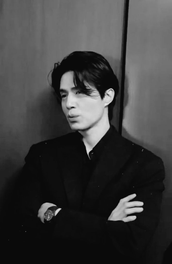 Nicholas tweet media