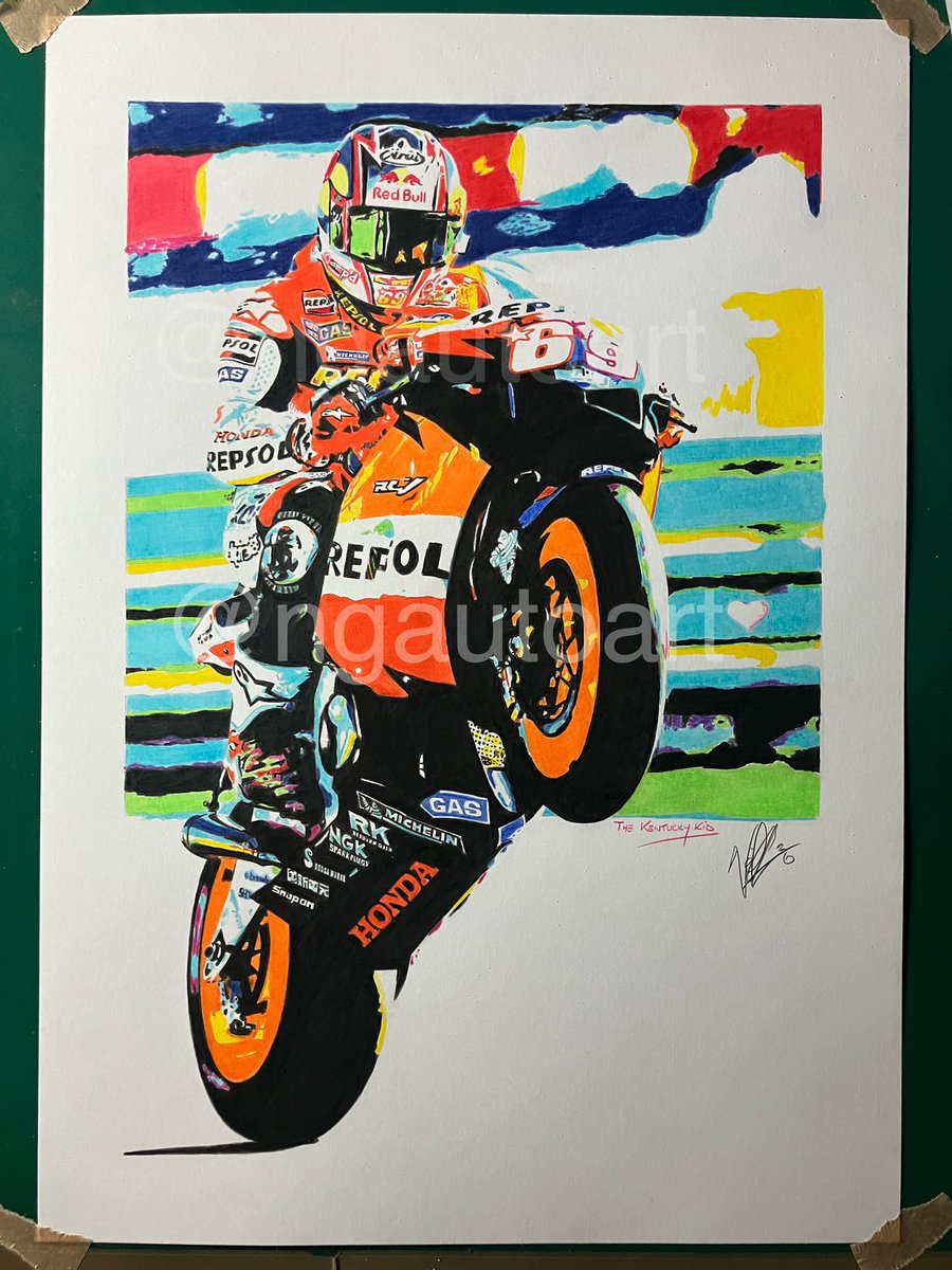 Hello.
Here is my tribute to the late and lovely Nicky Hayden.
I wanted to draw “The Kentucky Kid” as it’s 20 years since he became <a href="/MotoGP/">MotoGP™🏁</a> champion. I hope I did you justice, young man. ❤️

30x42cm, pencil. DM me if you’d like to own this piece.

#MotoGP