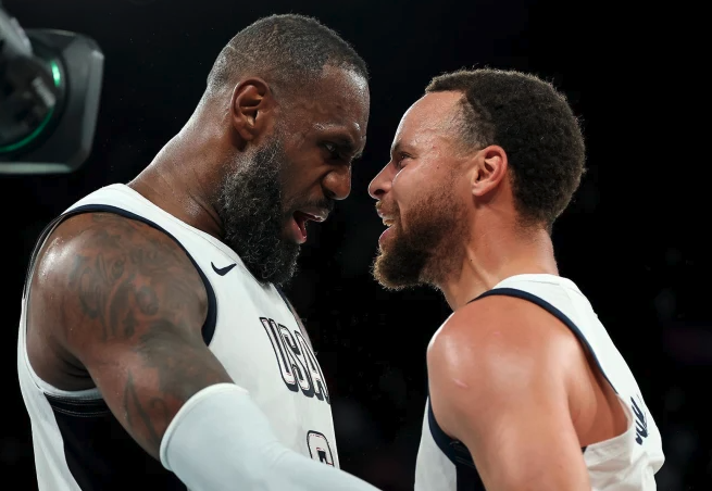 LegionHoops's tweet image. REPORT: The Warriors plan to explore acquiring LeBron James, Giannis Antetokounmpo this summer. (via @jakelfischer, h/t @realGM)

Full details: tinyurl.com/bdxrna64