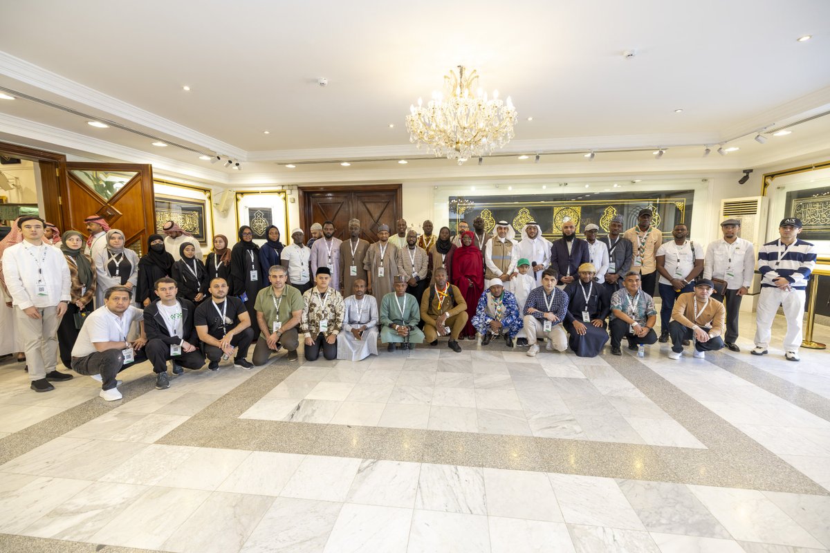 📄| ثاني أيام برنامج #رحلة_المشاعر_المقدسة لشباب الدول العربية والإسلامية 

يقيم 3 جولات:

- مجمع الملك عبدالعزيز لكسوة الكعبة المشرّفة.
- حي حراء الثقافي.
- معرض العمودي.