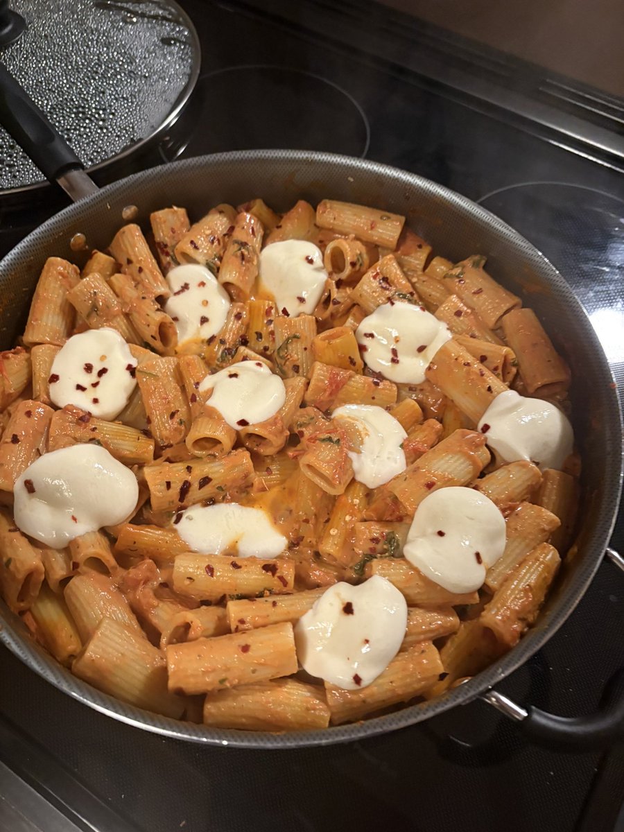 sammydegeer's tweet photo. I <3 to make new recipes lately that smack https://t.co/Q21oYERWZ1