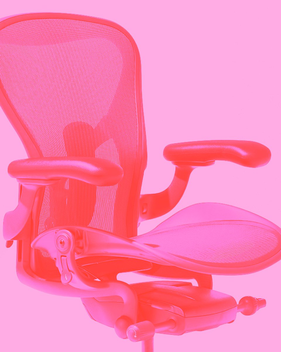 OfficeWorksIndy's tweet image. Which chair is right for you? You’ll know it when you sit in it. Five chairs, five ways to find your fit: Aeron, Cosm, Embody, Mirra 2, Sayl. Explore Herman Miller's high-performance seating collection: mlkn.co/6010Q8IbG #HermanMiller #TaskSeating #Chairs #FurnitureDesign