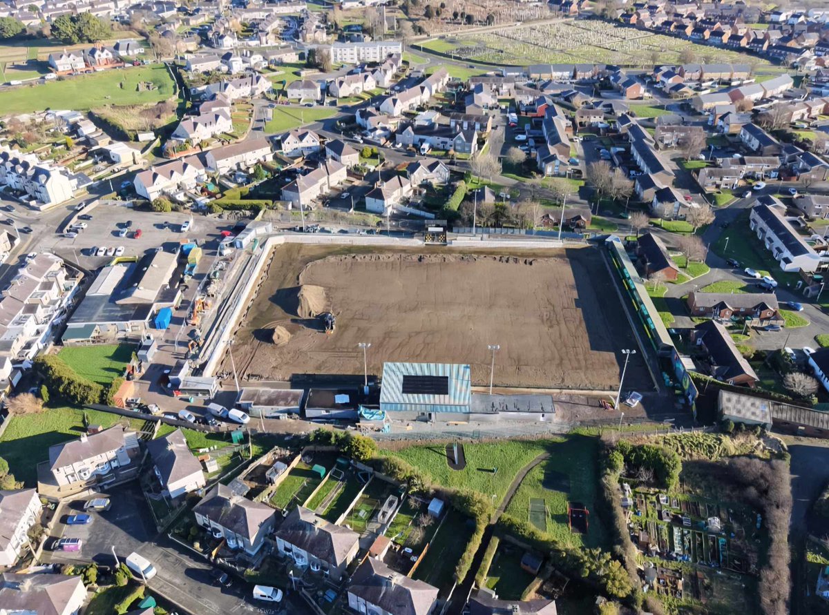 CPD Tref Caernarfon Town FC tweet media