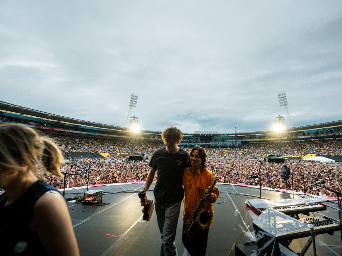 Vance Joy tweet media