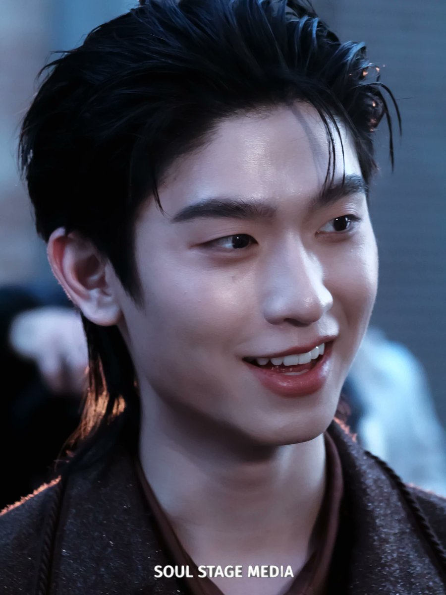 Thomas &amp; Kong AMIRI Autumn-Winter 2026 Runway Show.

©️ All rights reserved, Do not use without agreement

<a href="/tthomastc/">thomas</a> <a href="/kongjiro_/">Kong.Jiro</a> <a href="/DomundiTV/">ดูมันดิ DOMUNDI TV</a>
#AMIRIxTHOMASKONG #ParisFashionWeek #thomaskong #domunditv