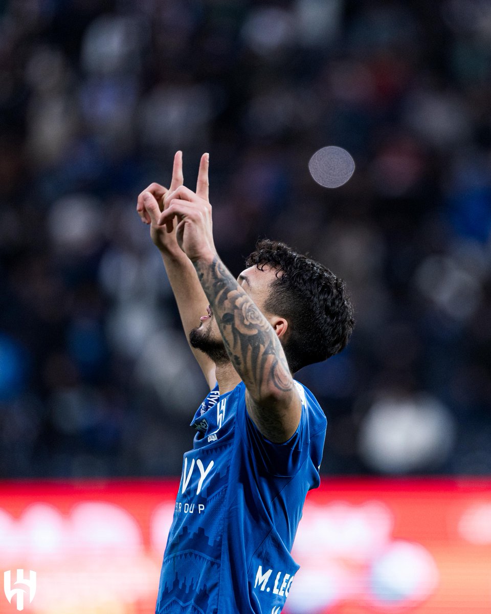 Alhilal_FC's tweet image. 🔹 نواصل التحليق بالصدارة بـ4️⃣4️⃣ نقطة و4️⃣4️⃣ هدفاً ⚽️💫