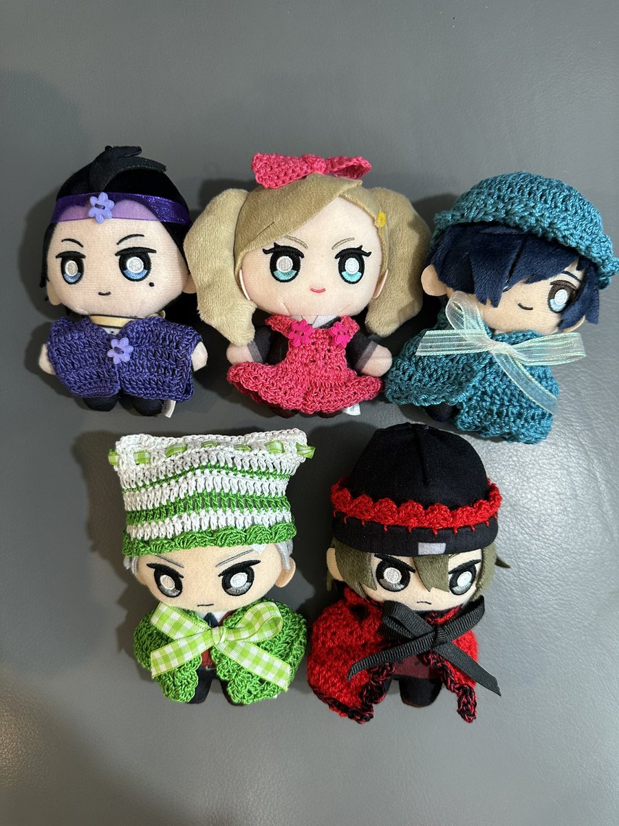 akechibitchwife's tweet image. my grandma made outfits for my nuis 😭😭😭😭😭