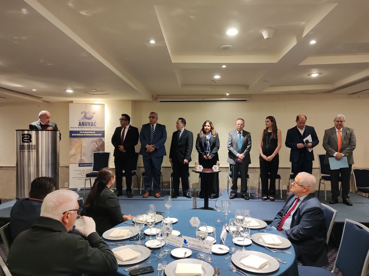 AnuvacAC tweet media