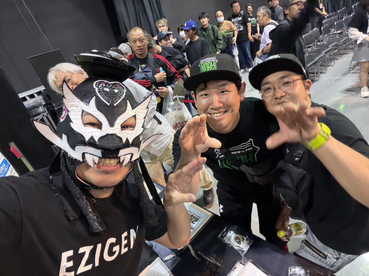残念だったなのファン。 tweet media
