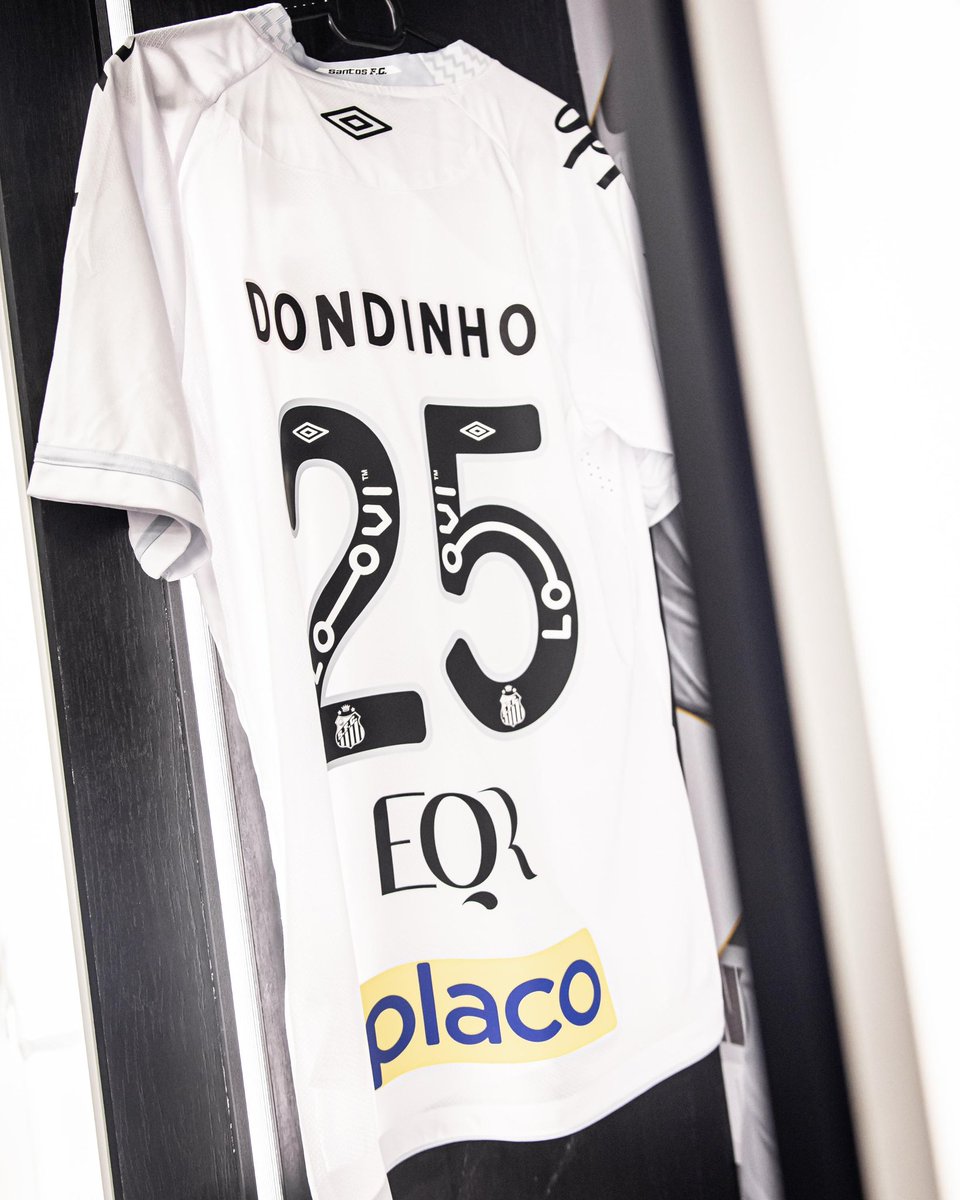 SantosFC's tweet photo. Mais imagens do #MantoSagrado pra hoje! 🐳 https://t.co/0Op5KlGHwP