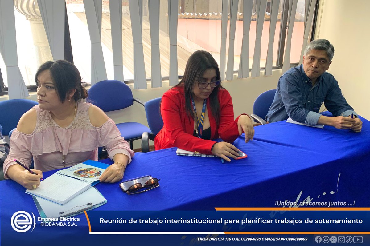 𝐏𝐥𝐚𝐧𝐢𝐟𝐢𝐜𝐚𝐫 𝐣𝐮𝐧𝐭𝐨𝐬 𝐩𝐚𝐫𝐚 𝐚𝐯𝐚𝐧𝐳𝐚𝐫 𝐦𝐞𝐣𝐨𝐫🏗️⚡ | En #LaNuevaEERSA se desarrolló una reunión de trabajo interinstitucional junto a <a href="/MuniRiobamba/">Municipio Riobamba</a>  <a href="/Arcotel_ec/">Arcotel Ecuador</a>  y <a href="/CNT_EC/">CNT Ecuador</a> para coordinar acciones de soterramiento, sumando criterios técnicos y planificación