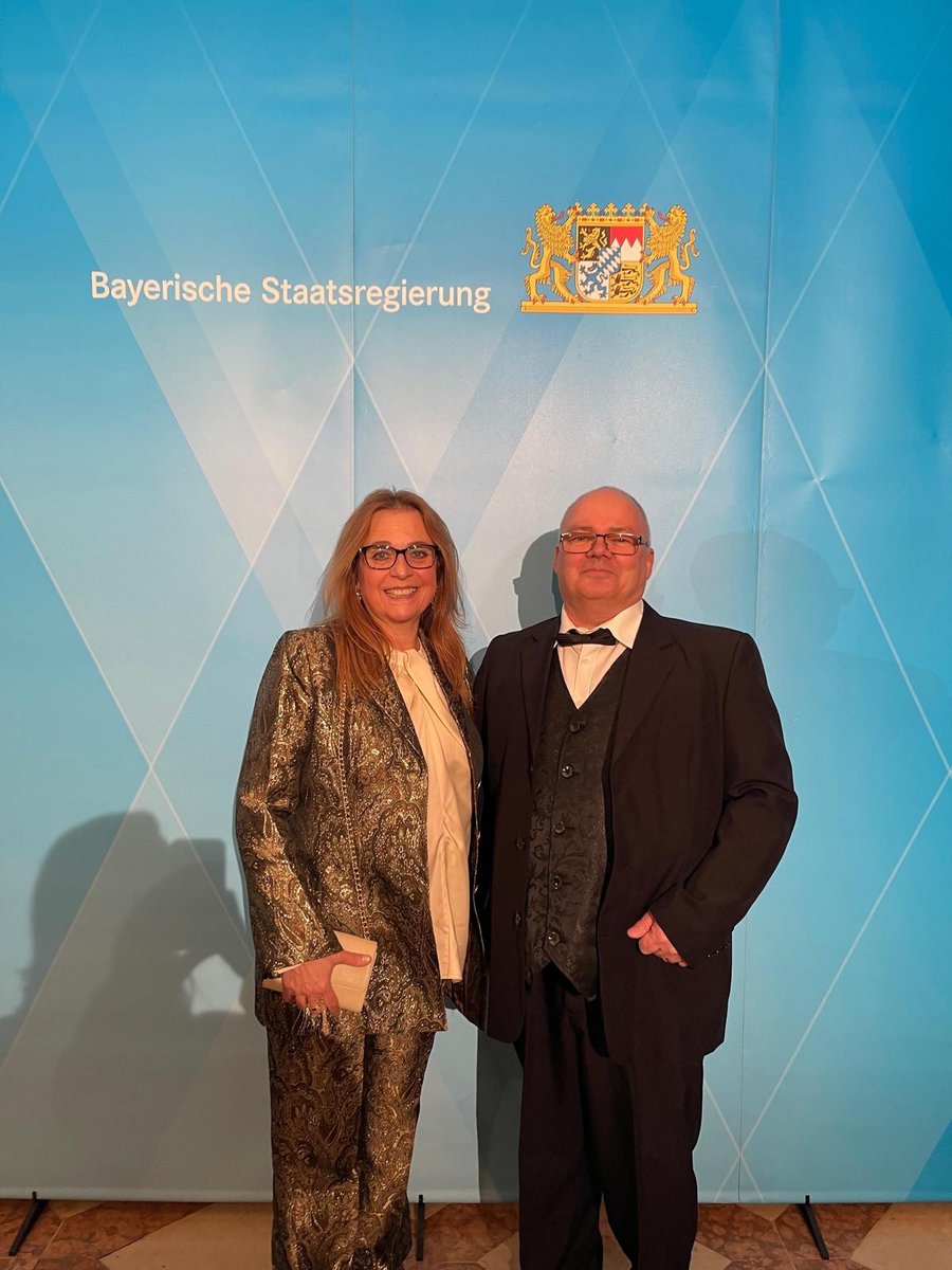 Human_Restart's tweet photo. European Board – Human Restart at the official New Year Reception of the Bavarian State Government in Munich.
Institutional presence and strategic partnerships remain at the core of our 2026 mission.
#HumanRestart #Bavaria #Germany #Community https://t.co/B8phtTJLg1