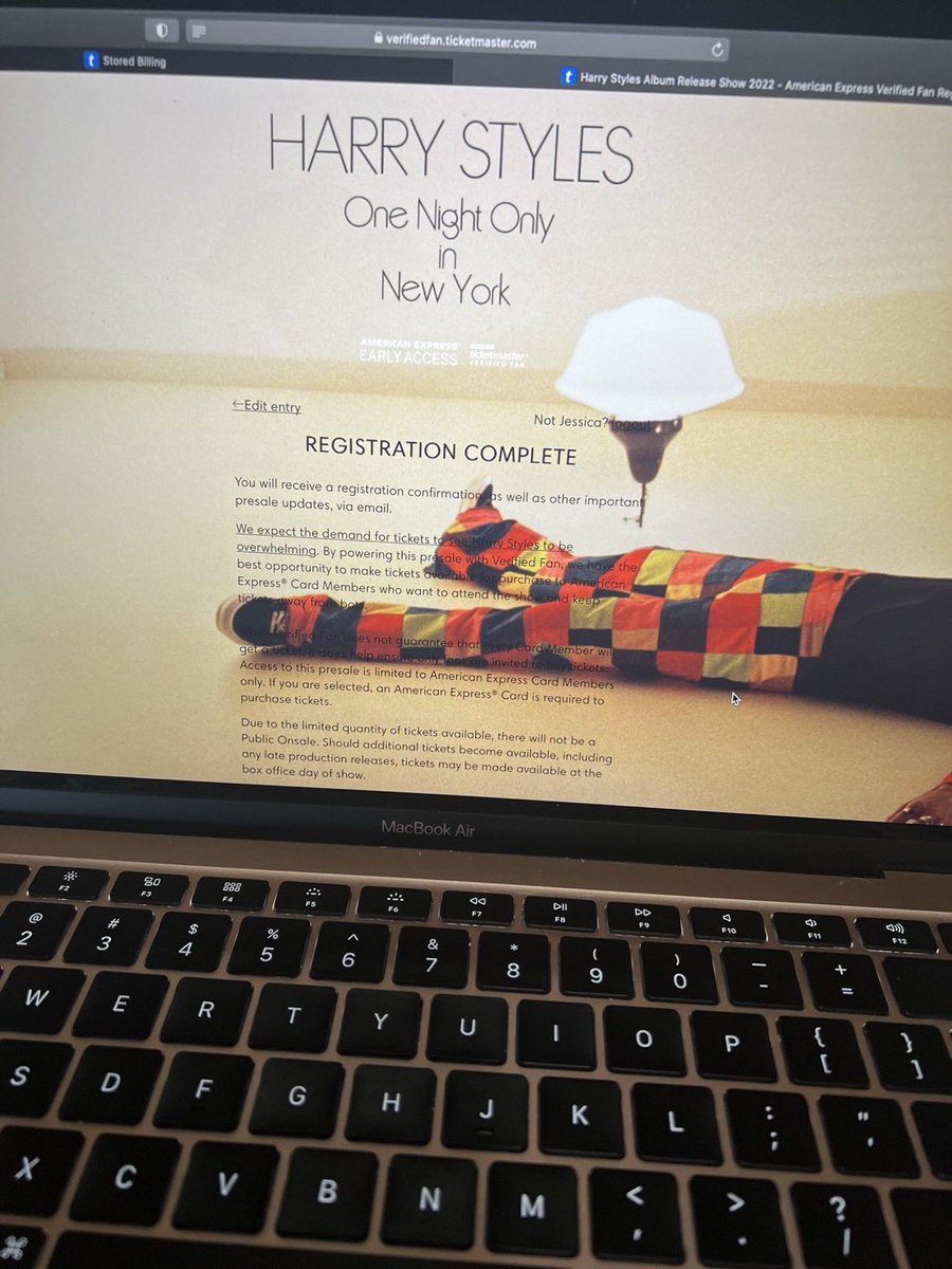 harrysdigicam's tweet image. repeat after me 😭 🕯️we 😭 🧘🏻‍♀️will 😭 get 🕯️😭 tickets🧘🏻‍♀️ 😭