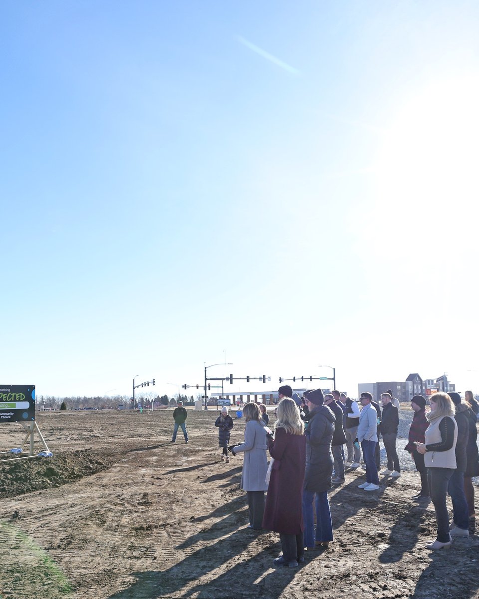 UnbankWithUs's tweet image. Our biggest and boldest UNbanking Center is coming to Waukee soon. Stay tuned to learn more.

#Groundbreaking #CreditUnion #CommunityGrowth #UNbank