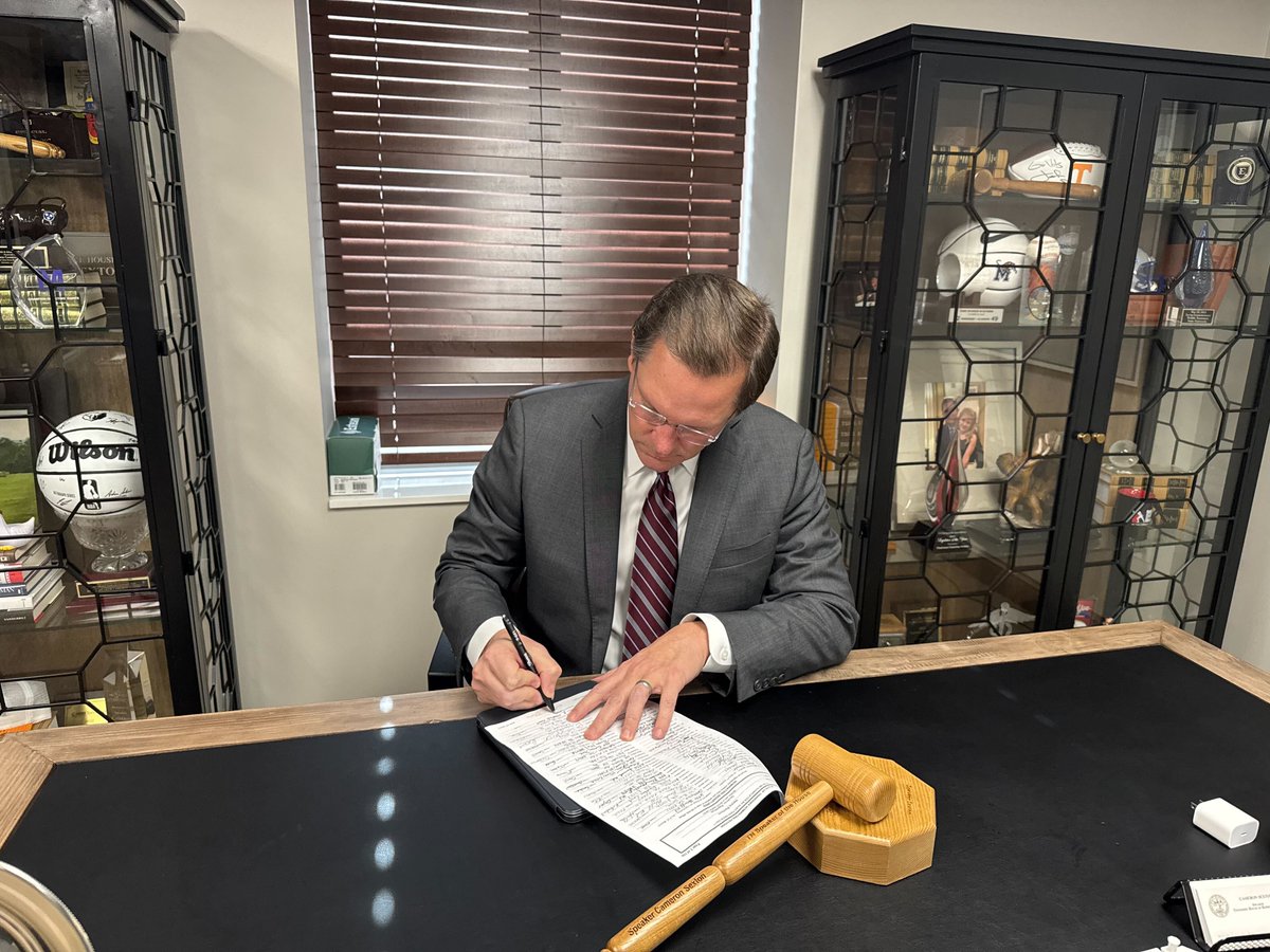 Marsha Blackburn tweet media