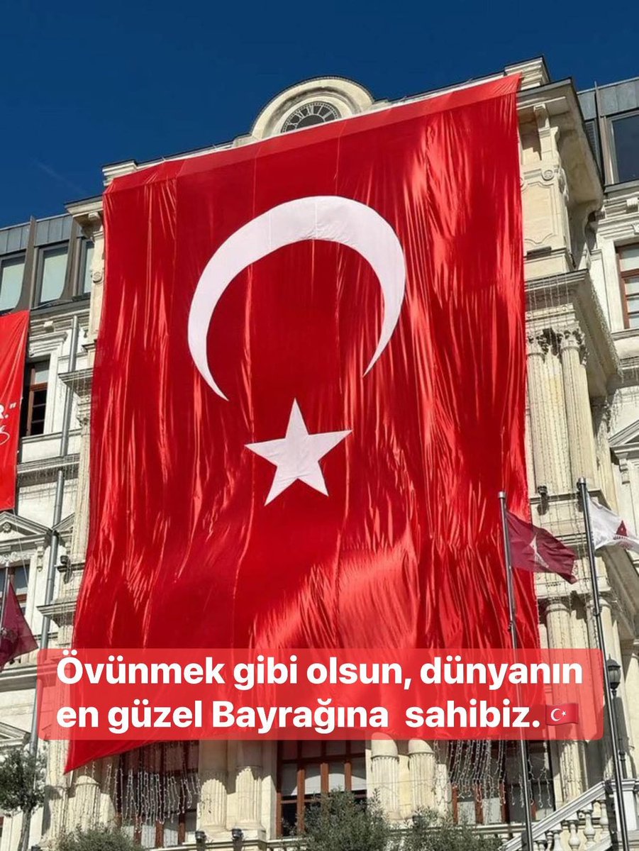 sibelsengul_'s tweet photo. “Övünmek gibi olsun , dünyanın en güzel bayrağına sahibiz.”🇹🇷🇹🇷🇹🇷🇹🇷 https://t.co/tKablNHn0F