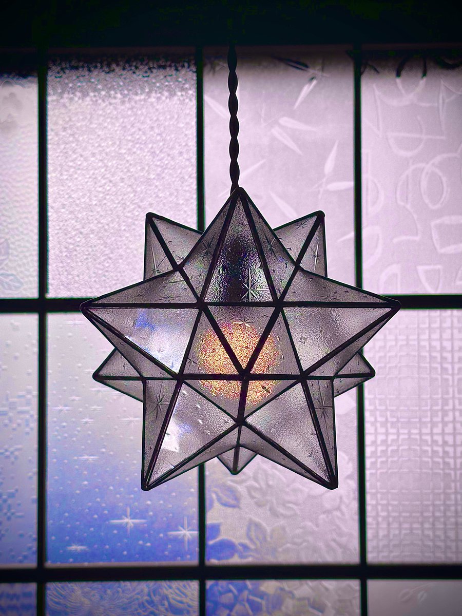 ステンドグラス モワノ𝚜𝚝𝚊𝚒𝚗𝚎𝚍𝚐𝚕𝚊𝚜𝚜 𝚖𝚘𝚒𝚗𝚎𝚊𝚞