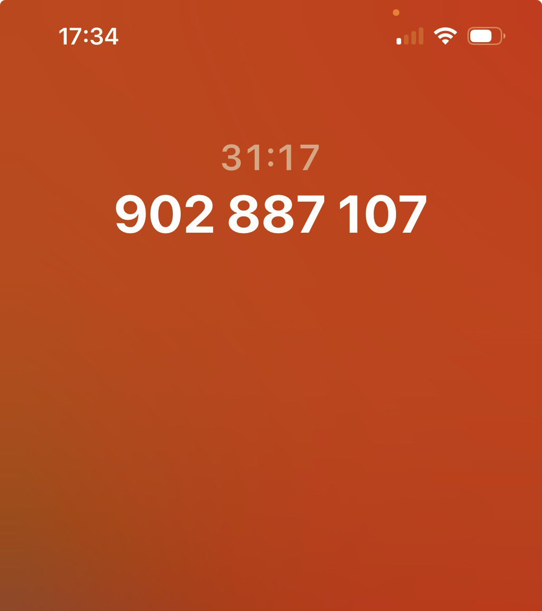 María RoManza tweet media