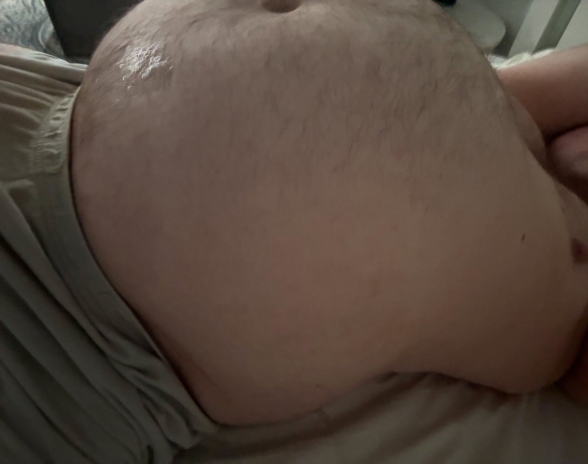 Quick pump to start the day! gonna film some stuff later 😏🎈