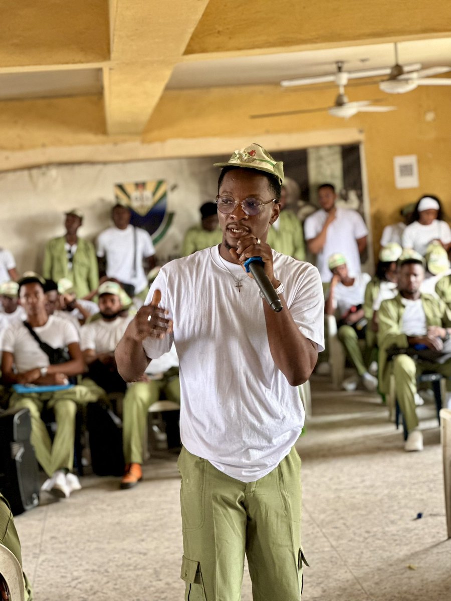 Dl4AllCds_Lagos's tweet image. A New batch in the building 🤝
Last week’s CDS meeting marked our first gathering of the year as we welcomed Batch C1 and took time to properly address fieldwork questions with the help of our coordinators and Excos.
Ready to learn, serve, and make impact
#dl4all #dl4allcdslagos