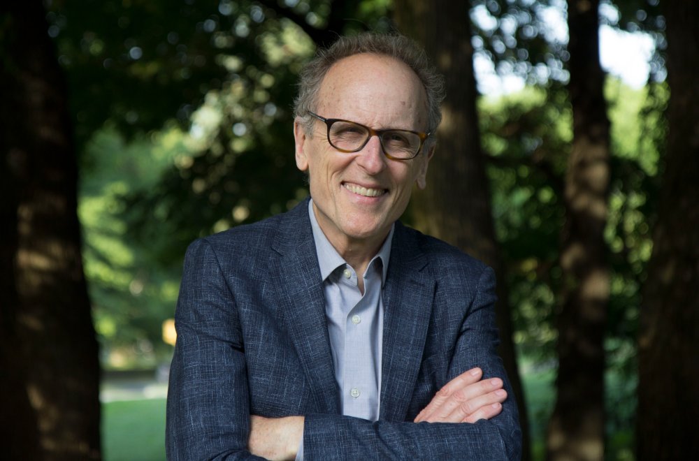 MasonGross's tweet photo. Documentary Film Lab director Thomas F. Lennon served as contributing producer &amp; editing consultant on "Cutting Through Rocks," nominated for an Oscar for Documentary Feature! He won an Oscar in 2007 for his documentary short The Blood of Yingzhou District https://t.co/fzZGSMyI15 https://t.co/qn5rJdOwNR