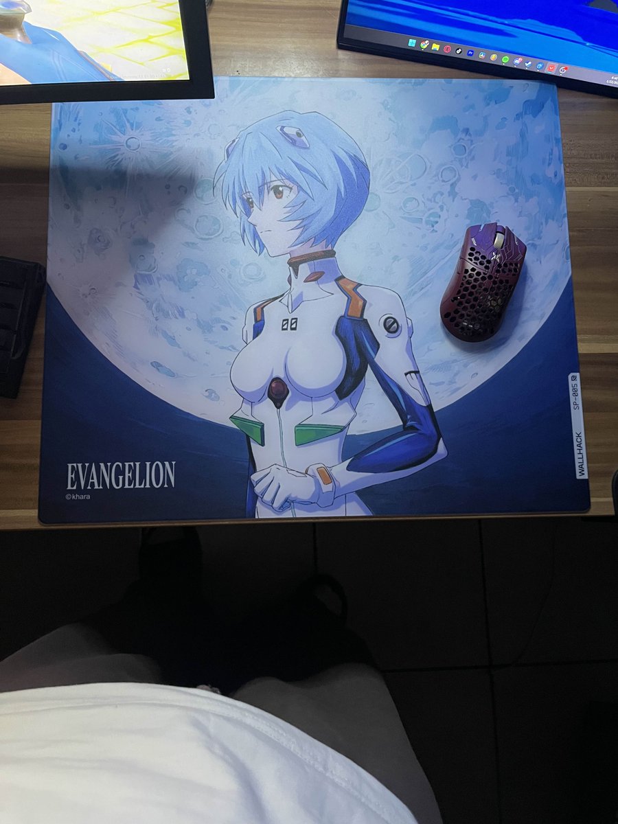 ✯ resy tweet media