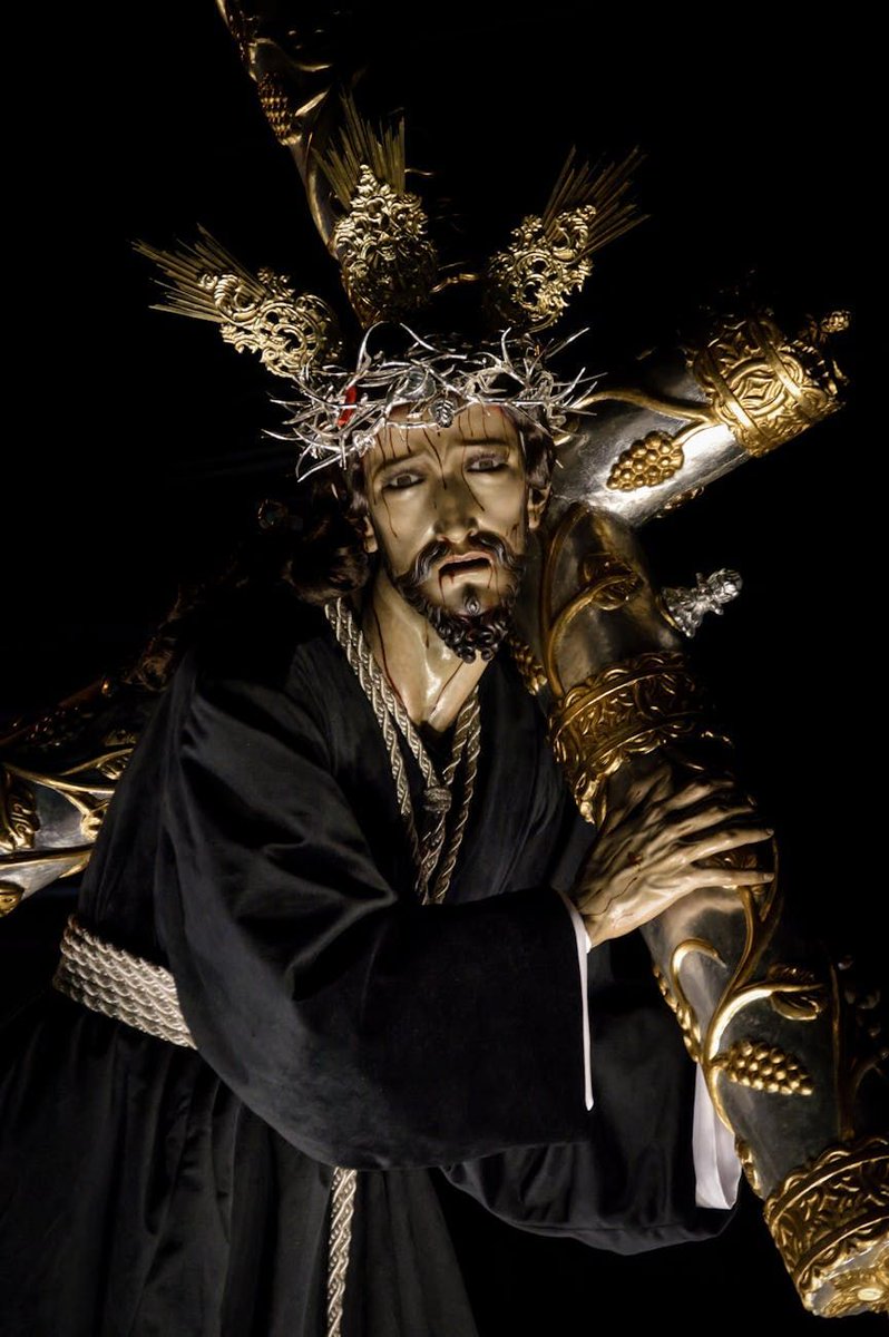 tryhislove's tweet photo. Post: "The Improbable Death of the Greatest King Ever"

https://t.co/Bw9B94GlXb https://t.co/1xvCGEbdLq