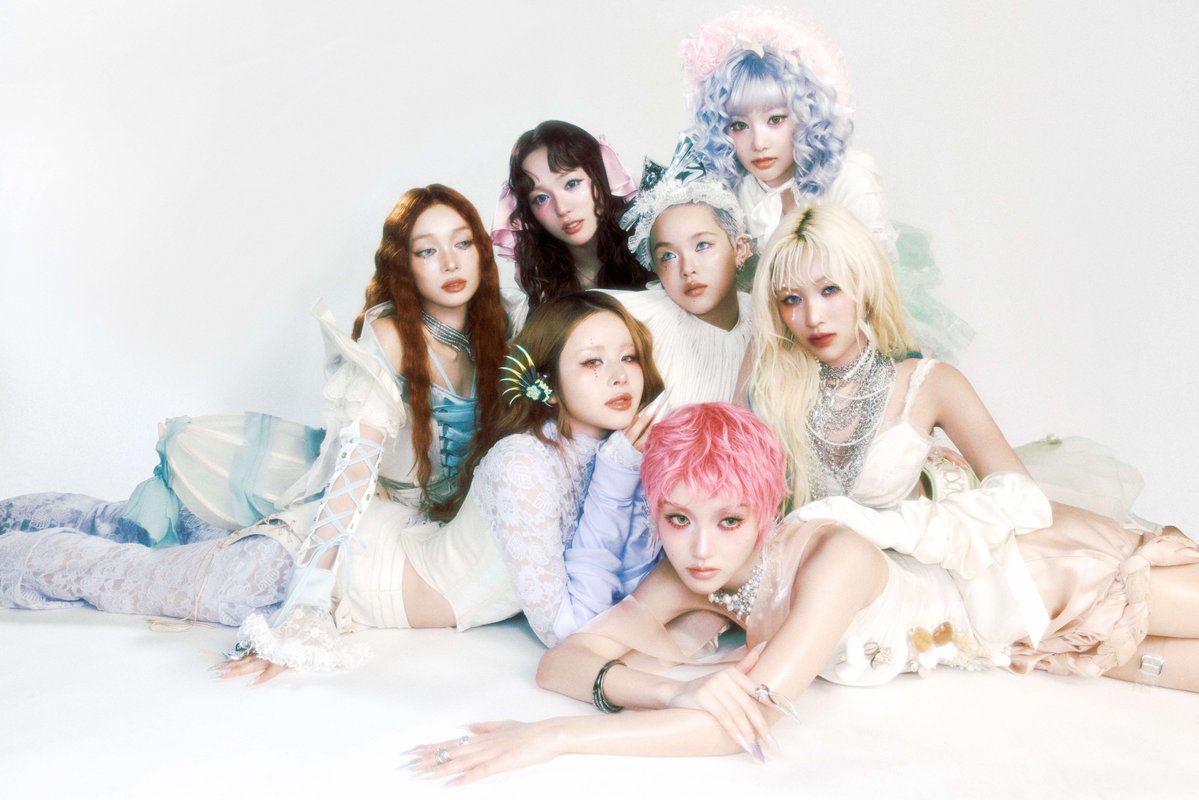 XGOfficial_'s tweet image. XG
1st Full Album 
THE CORE - 核
Available Now

CD BOX / VINYL
💿xgalx.com/xg/xg-1stfulla… 

Streaming/Download  
🎧xg.lnk.to/THECORE_DIGITAL

#XG #HYPNOTIZE
#XG_HYPNOTIZE
#XG_THECORE_核