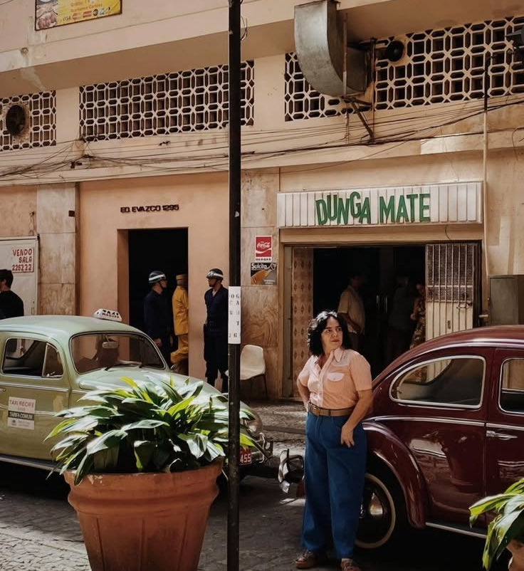 panelareality's tweet image. 🚨 AGORA: Mariza Moreira, do edição do BBB15, se torna a primeira ex BBB a ser indicada ao Oscar!

Superando Rafa Kalimann e Jade Picon, a rapper esteve em O Agente Secreto, que foi indicado na categoria de Melhor Elenco. #BBB26