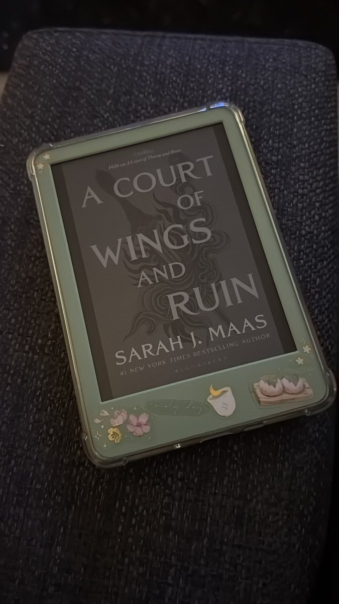 The emotional rollercoaster that was the last 15% of A Court of Wings and Ruin, hello??

My eyes are all puffy now

Court of Frost and Starlight tomorrowww 

Book girlie era is so real this year ✌️😌