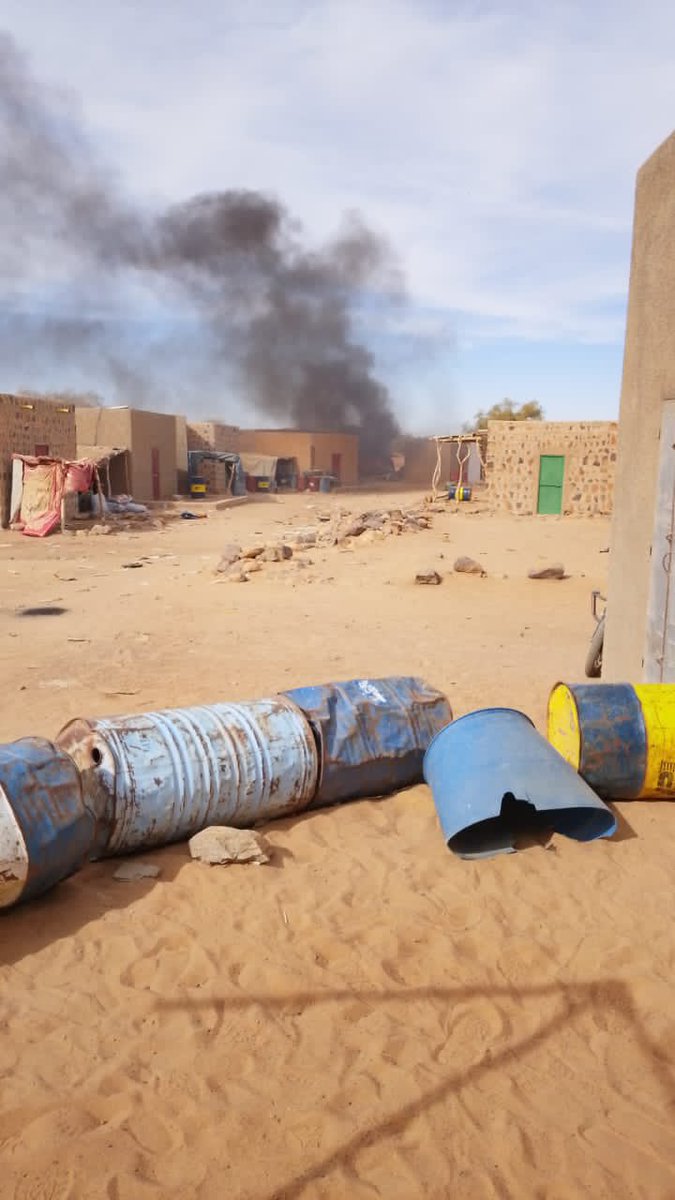 من مخلفات دويلة مالي و شركائها من الفيلق الإفريقي التي يعاني منها المدنيين يومياً في أزواد 
22/01/2026
#انتبظاظ
#منطقة_كيدال 
#غارة_جوية