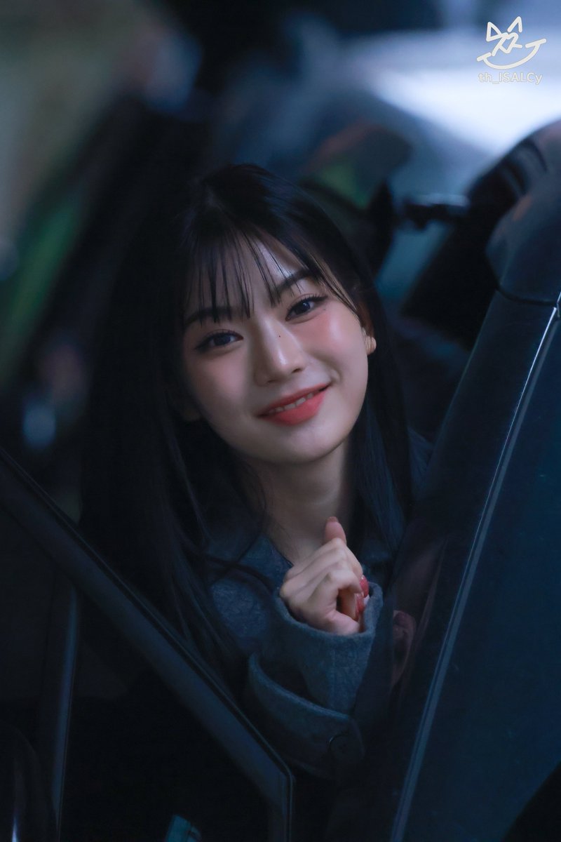 th_ISALCy tweet media